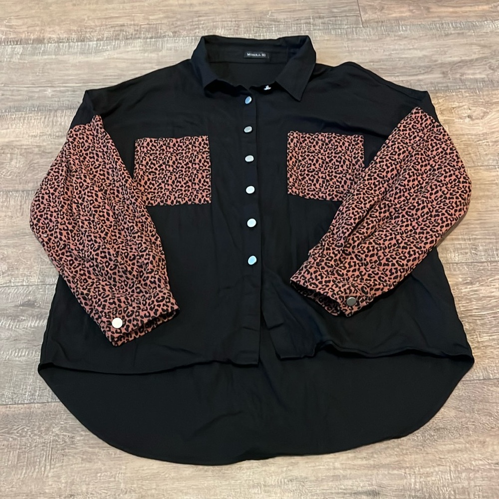 Cheetah button up
